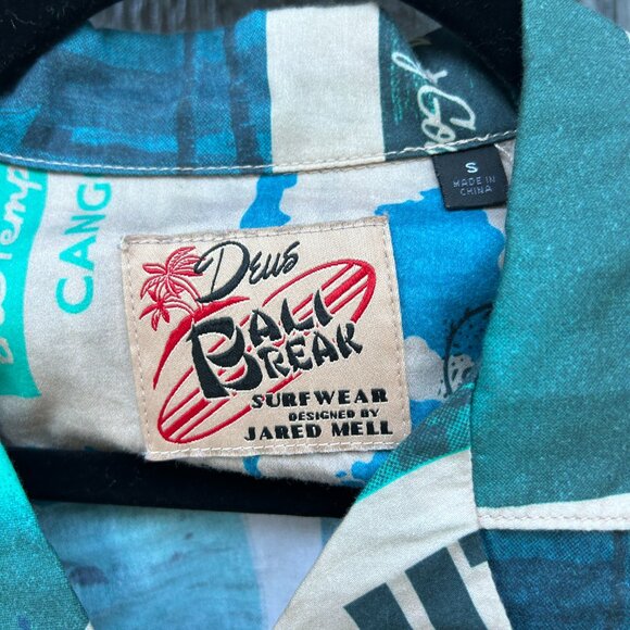 Deus Ex Machina Button-Up Shirt – Effortless Style - Picture 3 of 3